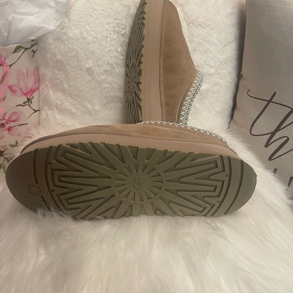 Good shape! Worn 1 time - Picture 6 of 8